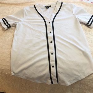 Button down No name Jersey🐼